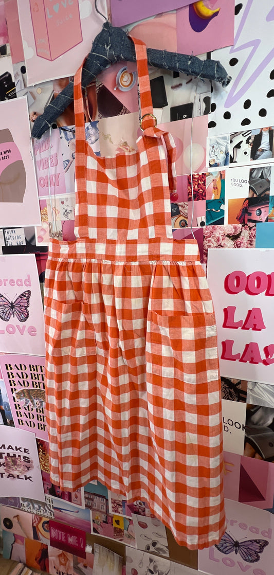 Apron