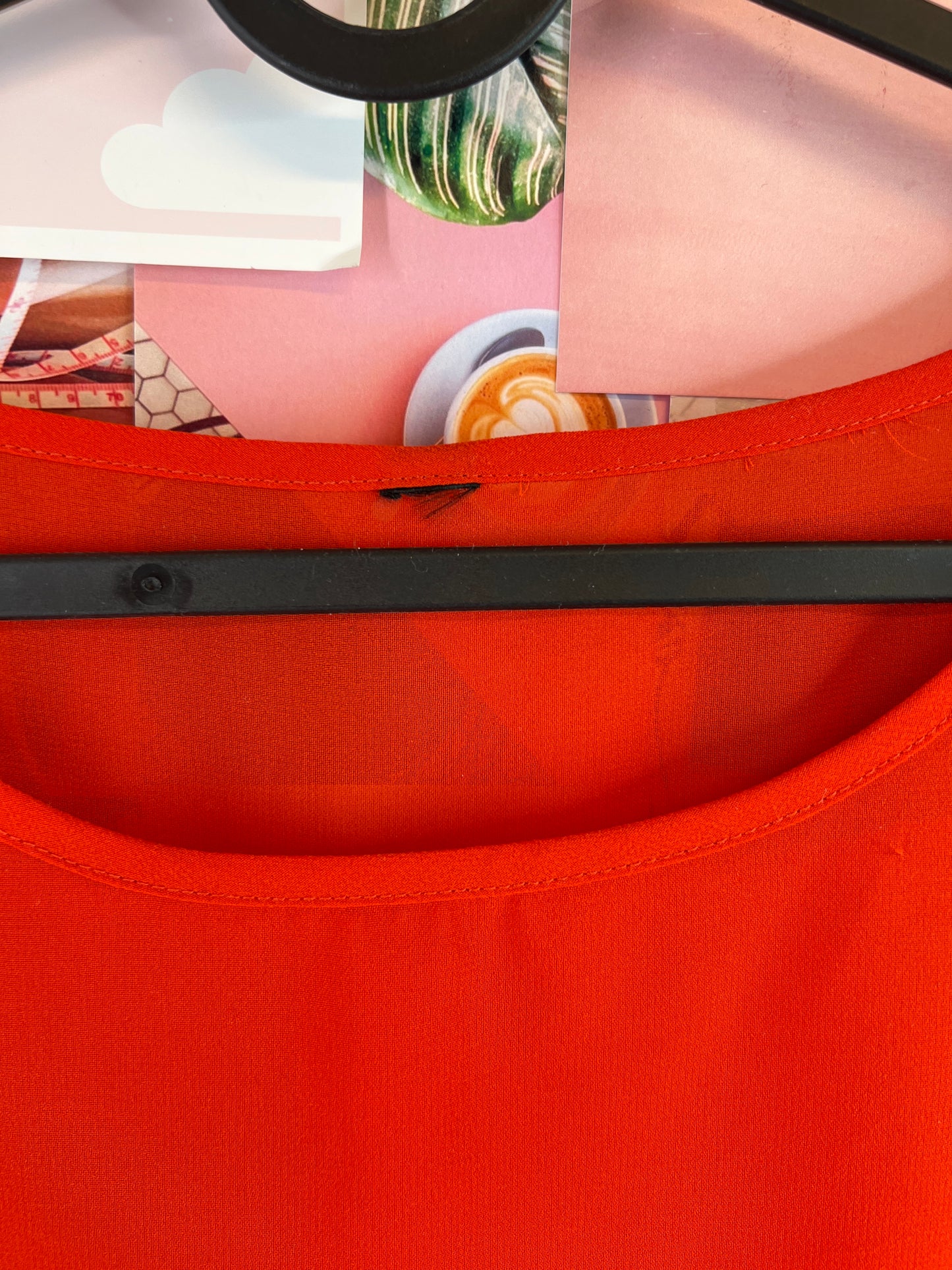Orange red top