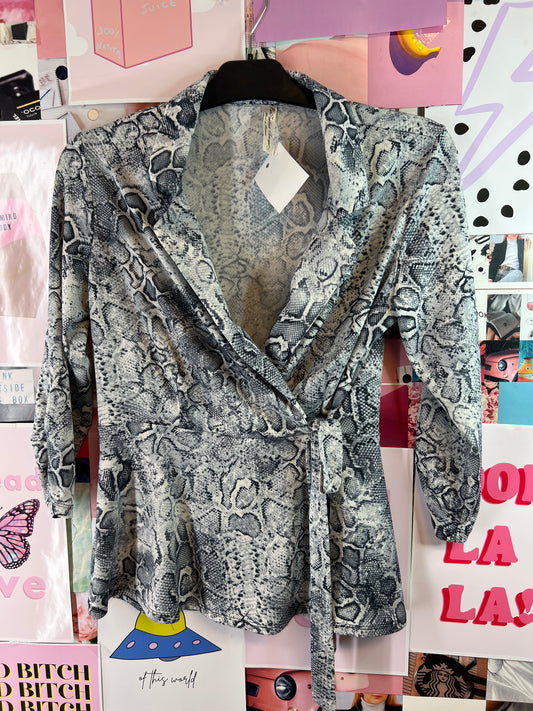 Animal print top