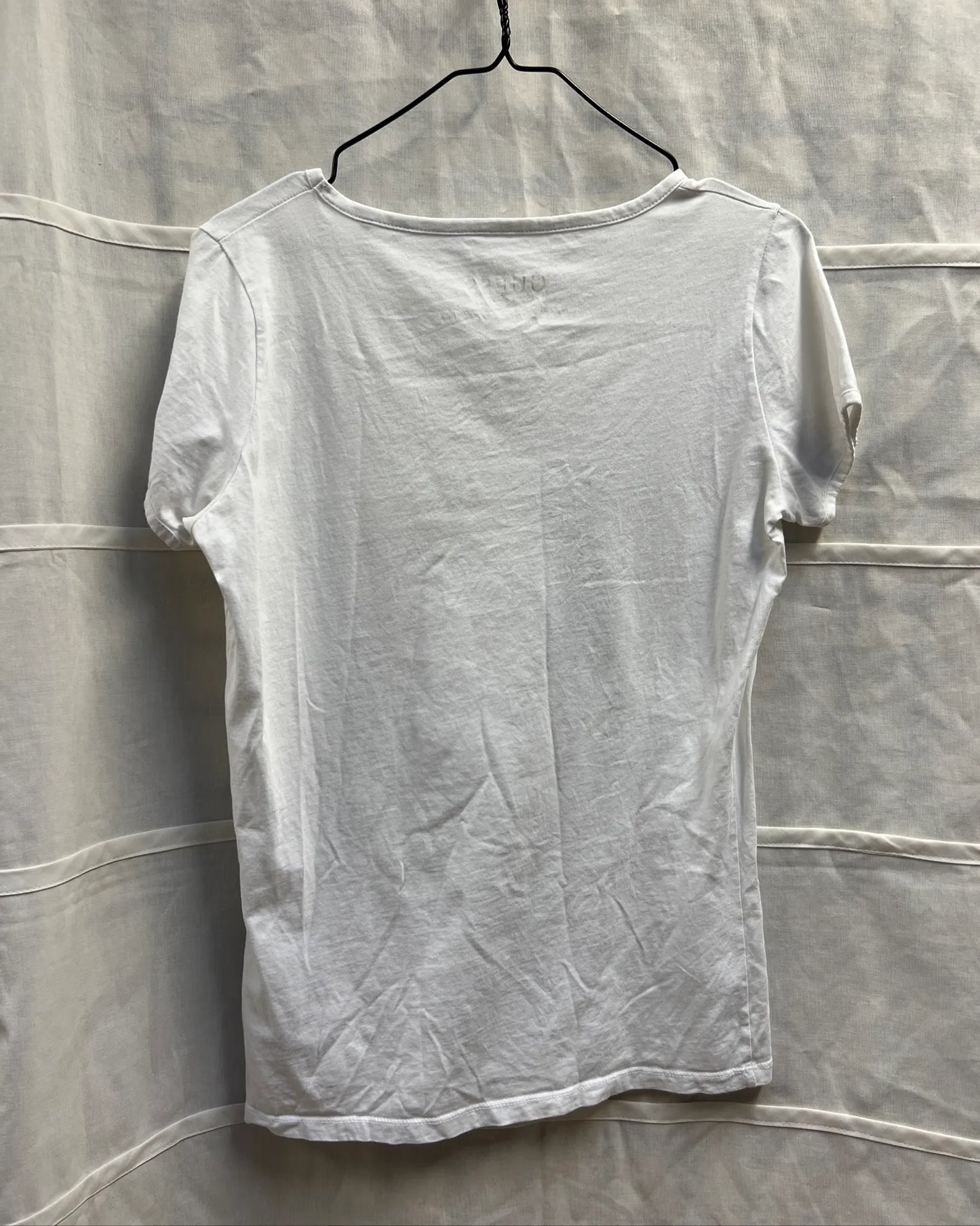 Guess tshirt