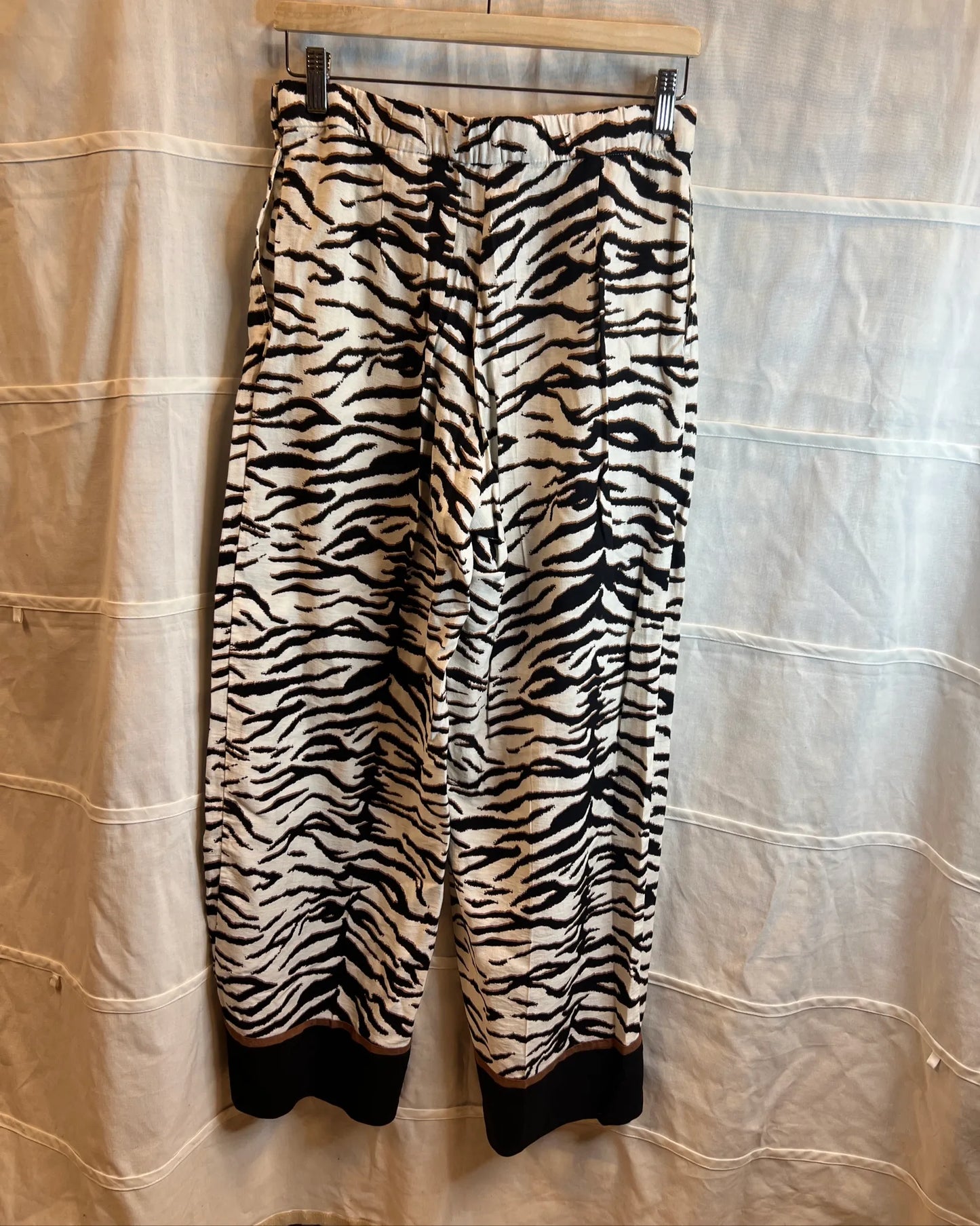 Zebra pants
